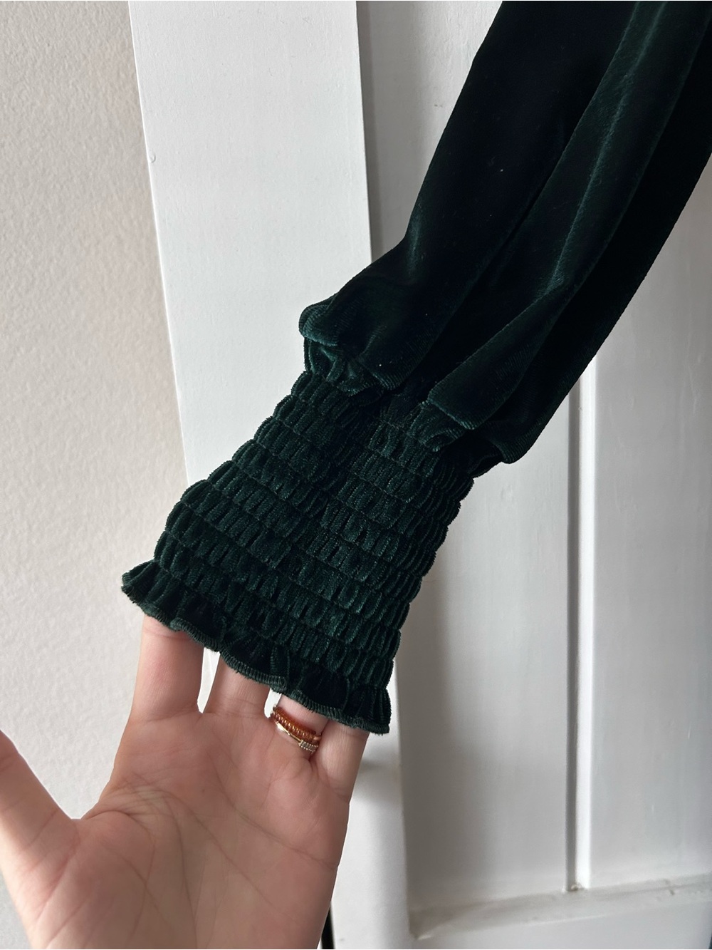 Velvet Long-Sleeve Green Cocktail Dress - Picture 4 of 6
